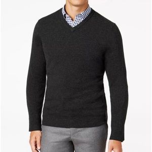 Men’s Luxurious 100% Cashmere Dark Charcoal V-Neck Sweater